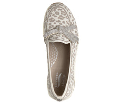 Skechers | Martha Stewart: Arch Fit Living