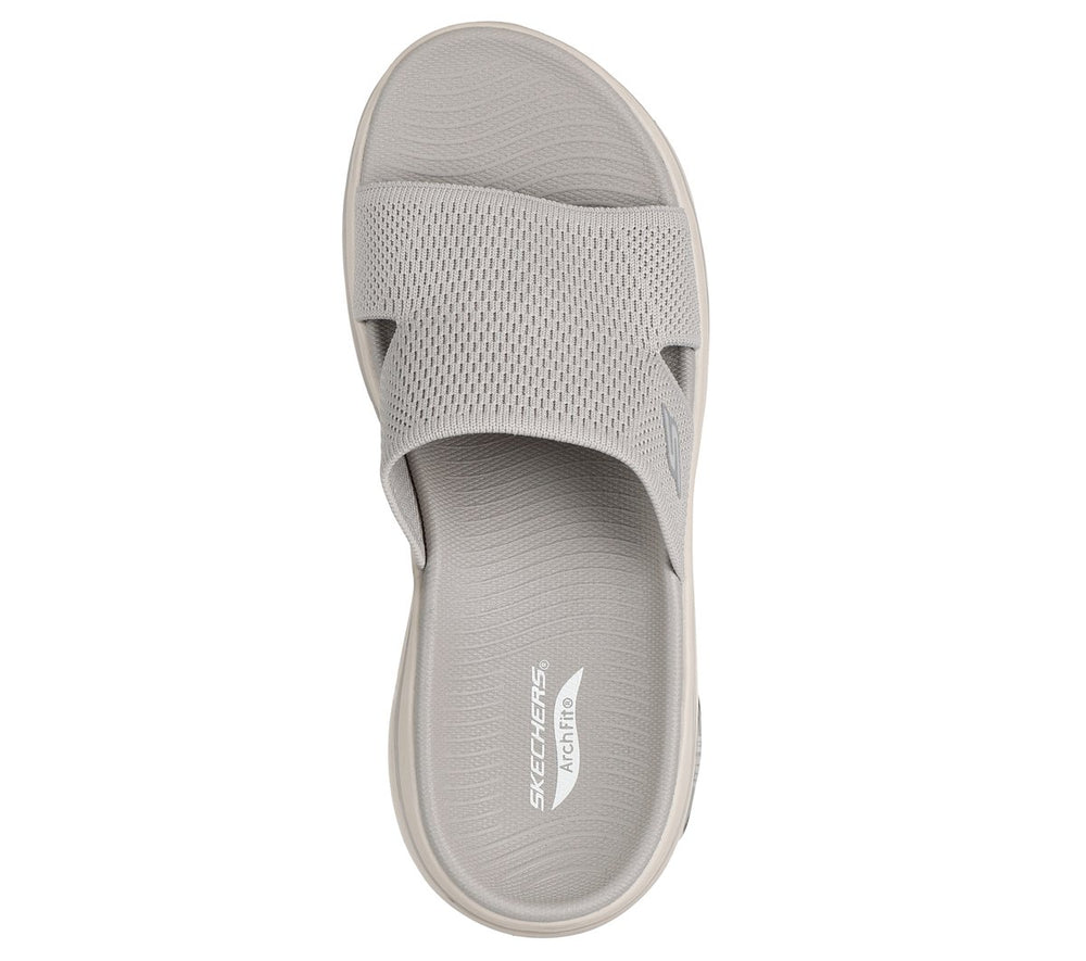 Skechers | GO WALK Arch Fit 2.0 Sandal - Dakota