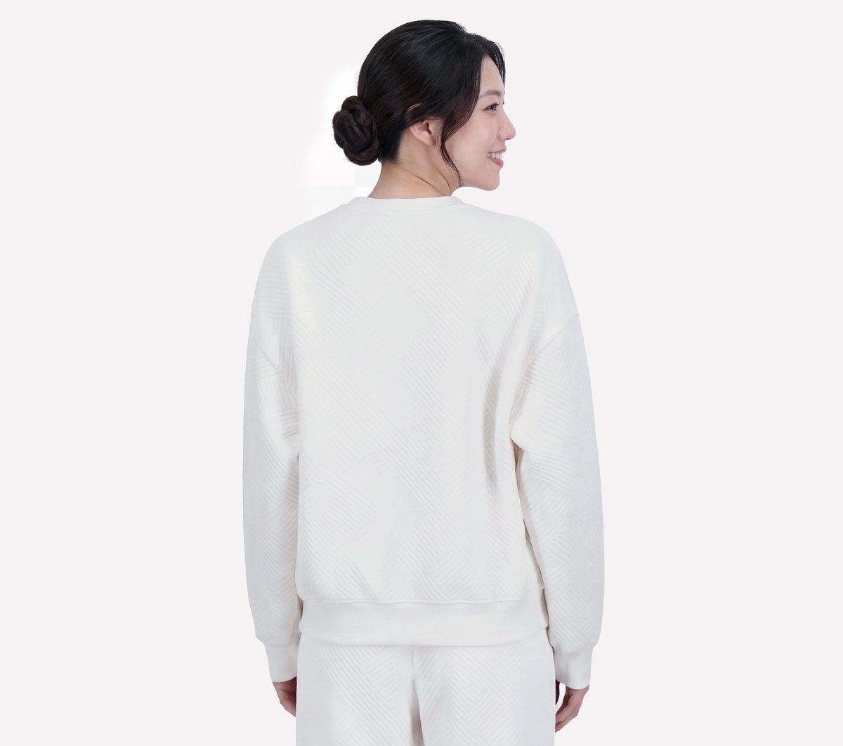 Skechers | Downtown Cozy Fit Long Sleeve Crew
