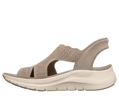 Skechers | Slip-ins: Arch Fit 2.0 Sandal - Best Match