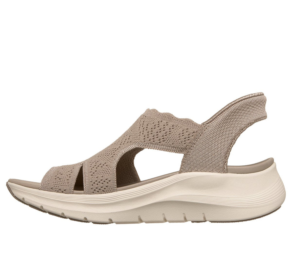 Skechers | Slip-ins: Arch Fit 2.0 Sandal - Best Match