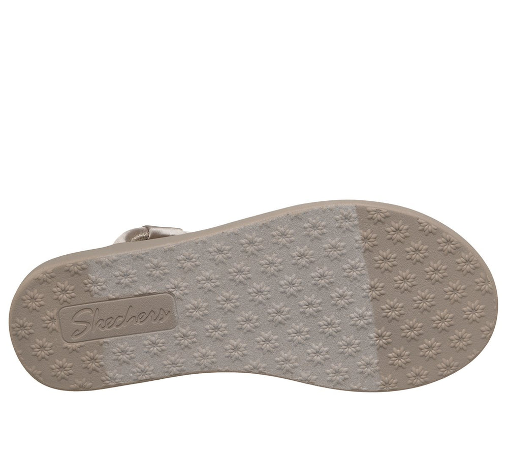 Skechers | Slide-Ups: Meditation Luxe - Stunning Charm