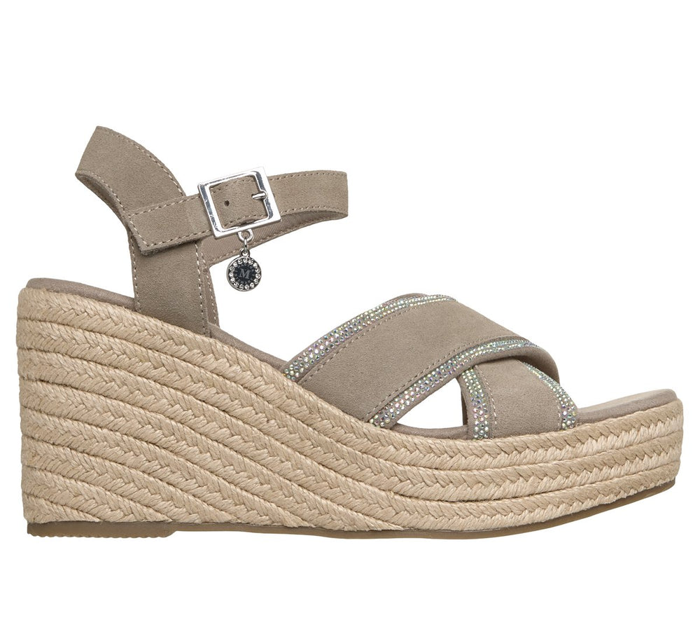Skechers | Martha Stewart: Iris - Modest Queen