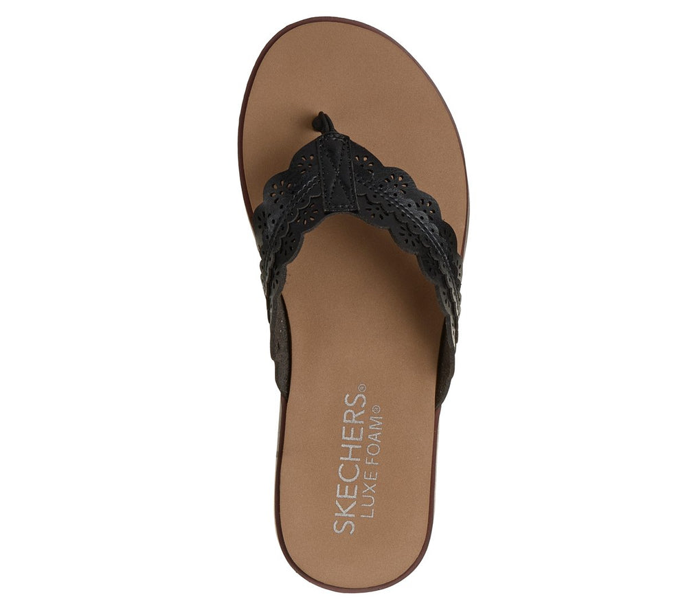Skechers | Summer Cove - Catching Sun Too!