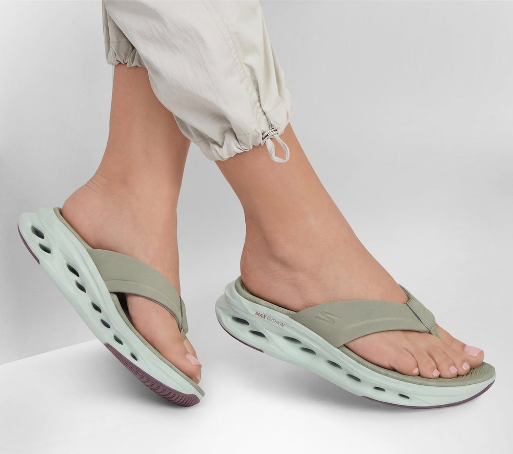 Skechers | Max Cushioning Glide-Step Sandal - Audra