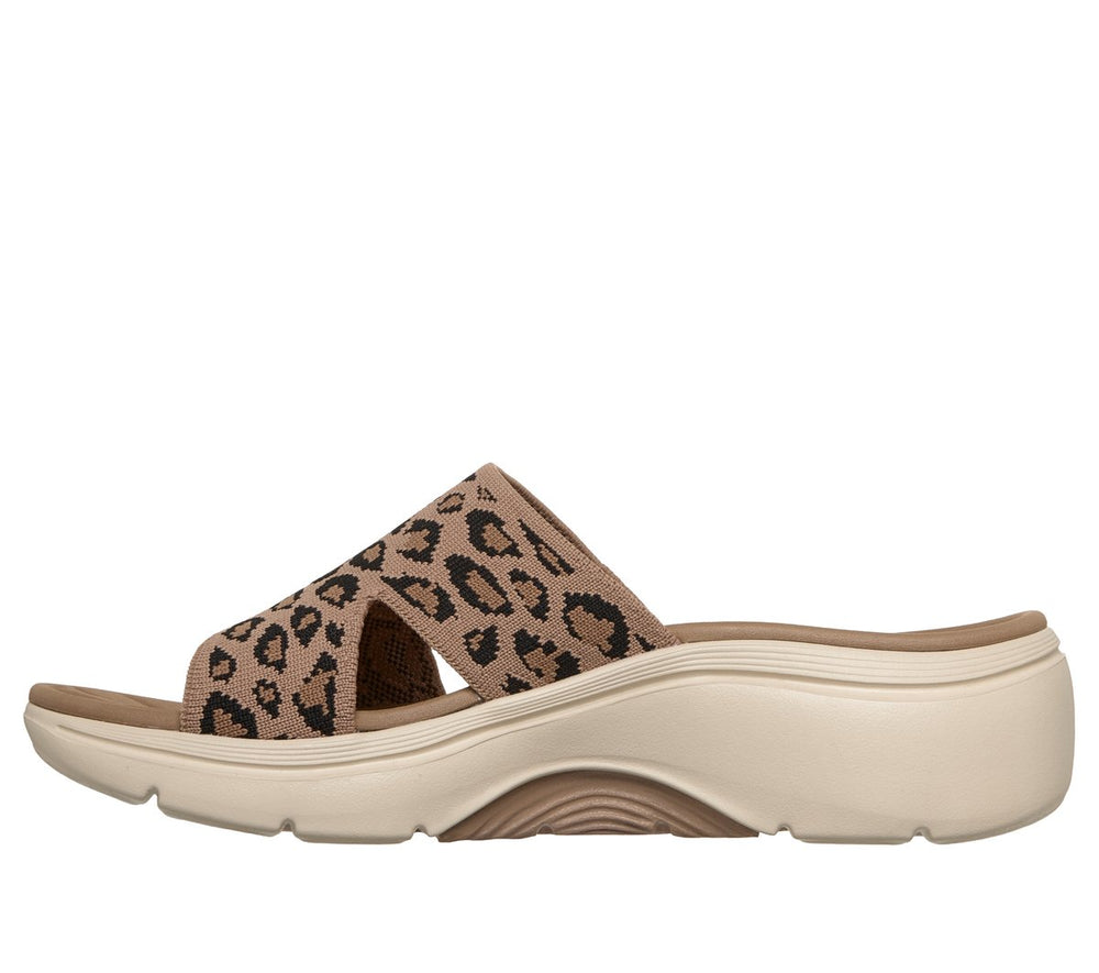 Skechers | GO WALK Arch Fit 2.0 Sandal - Remi