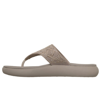 Skechers | Relaxed Fit: Asana Luxe - Keep Dazzling