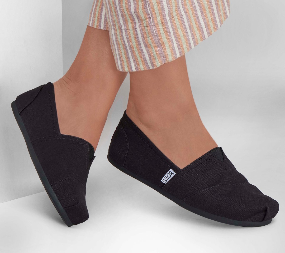 Skechers | BOBS Plush - Peace & Love