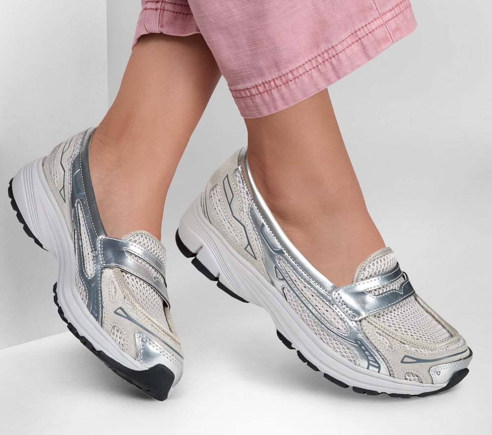 Skechers | Var-City