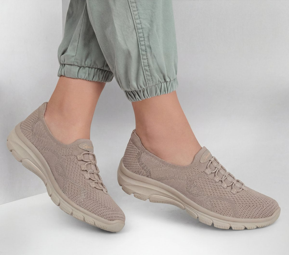 Skechers | Relaxed Fit: Easy Going - Sweet Streak