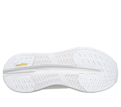 Skechers | Max Cushioning Glide-Step - Tukker