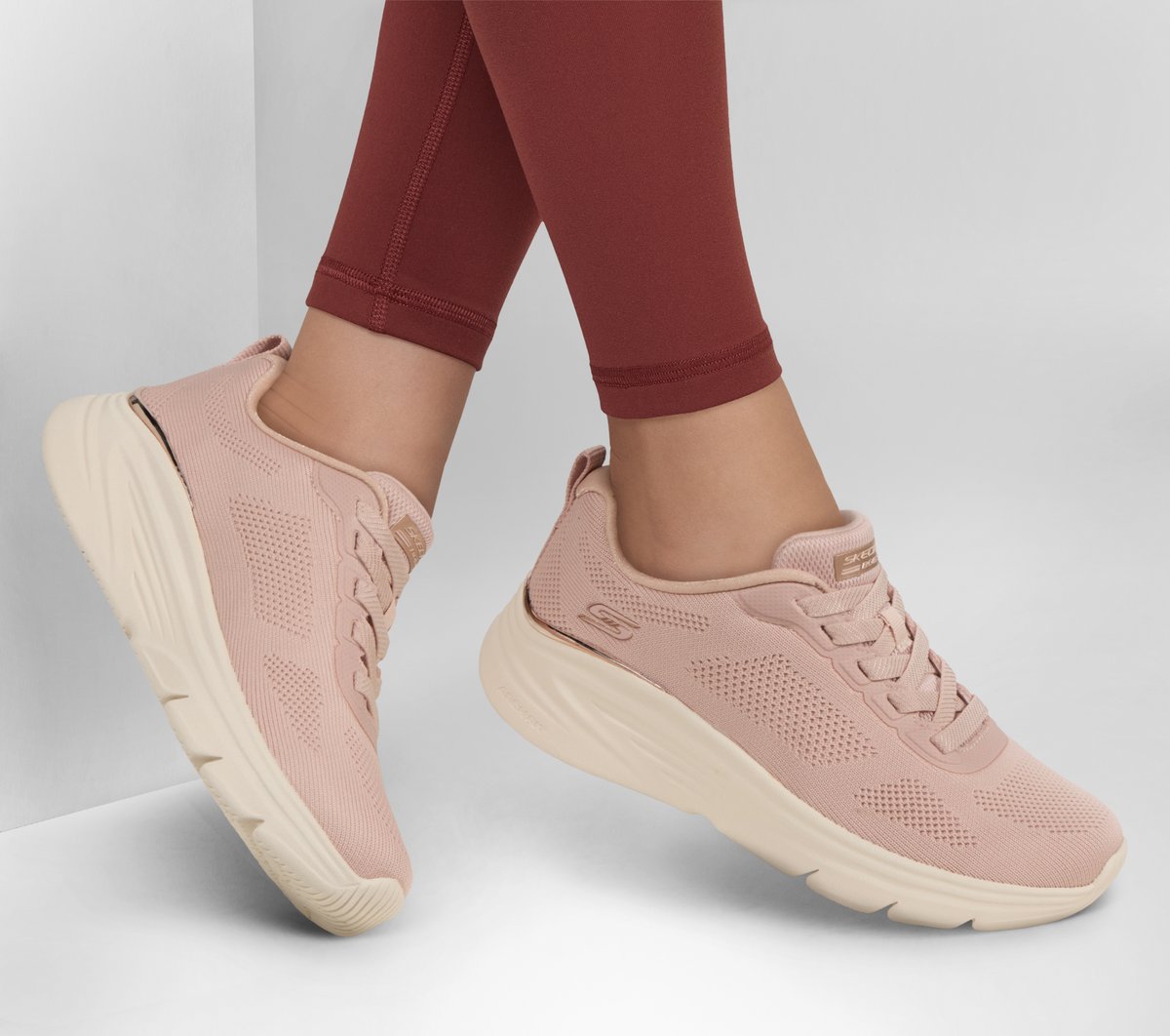 Skechers | BOBS Sport Arch Fit Elev8