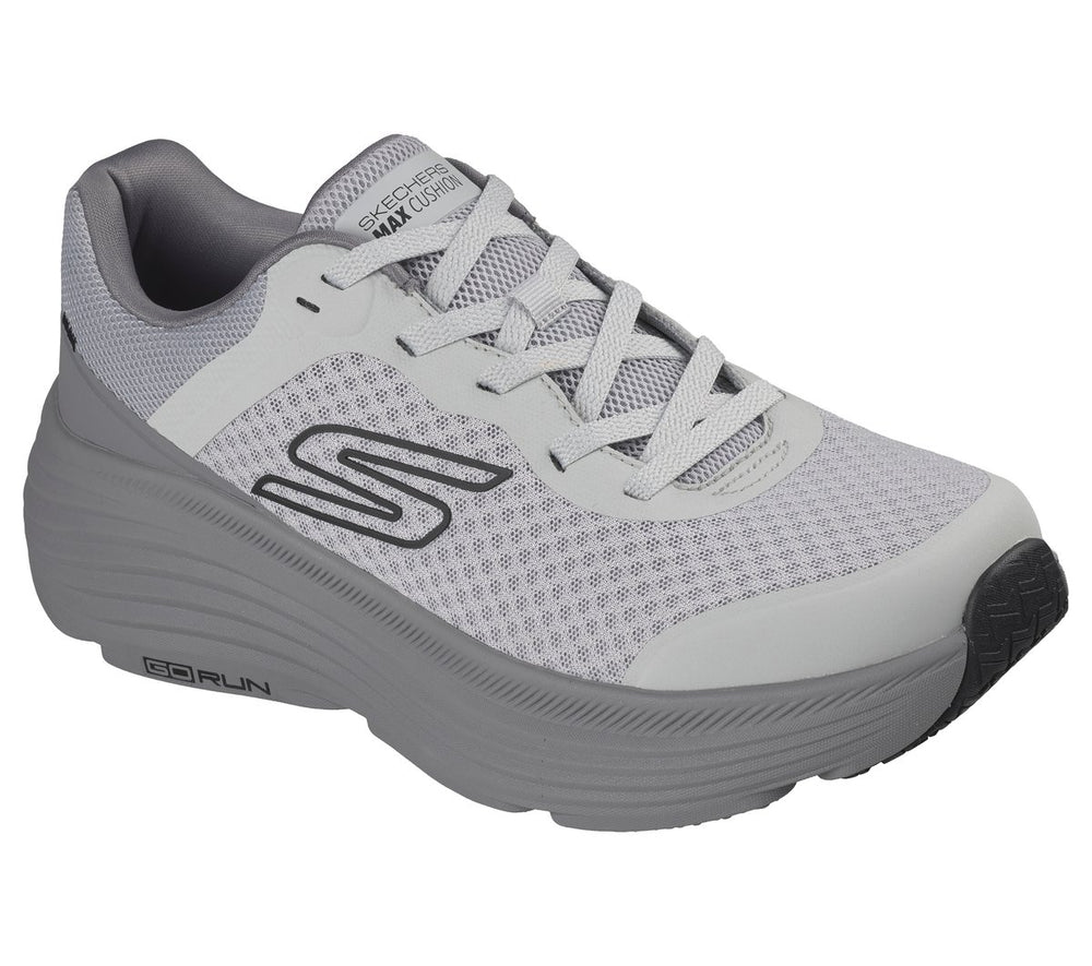 Skechers | Max Cushioning Endeavour