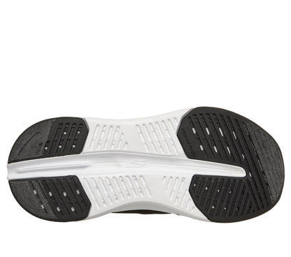 Skechers | Slip-ins: Max Cushioning Glide-Step - Advert
