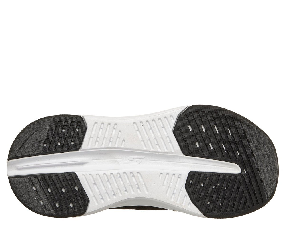 Skechers | Slip-ins: Max Cushioning Glide-Step - Advert
